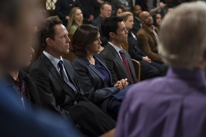 Zákon a poriadok: Špeciálna jednotka - Psycho/Therapist - Z filmu - Dean Winters, Mariska Hargitay, Danny Pino