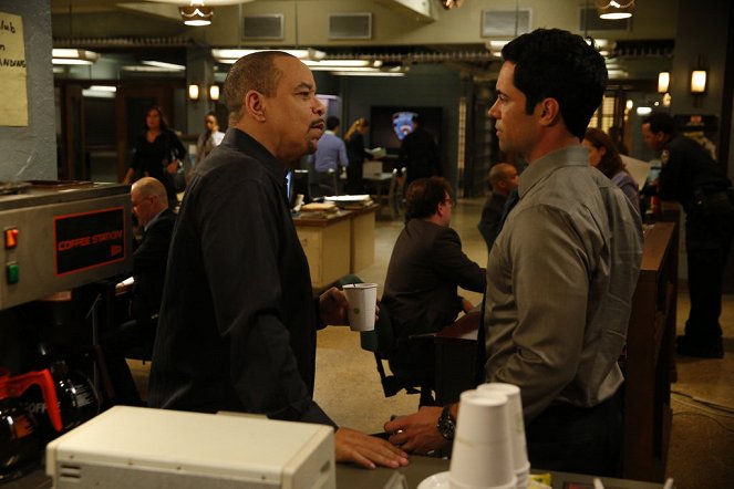 Law & Order: Special Victims Unit - Season 15 - Albtraum - Filmfotos - Ice-T, Danny Pino