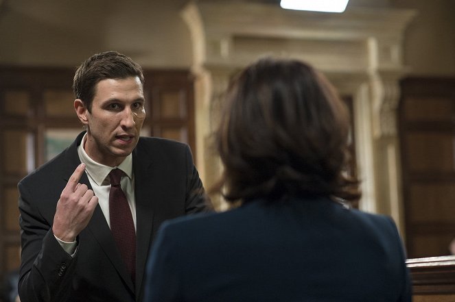 Law & Order: Special Victims Unit - Season 15 - Psycho/Therapist - Photos - Pablo Schreiber