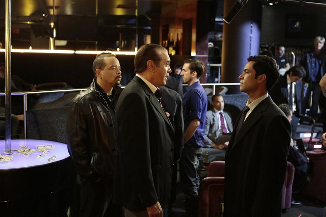 Law & Order: Special Victims Unit - Jersey Breakdown - Photos - Ice-T, Chazz Palminteri, Danny Pino