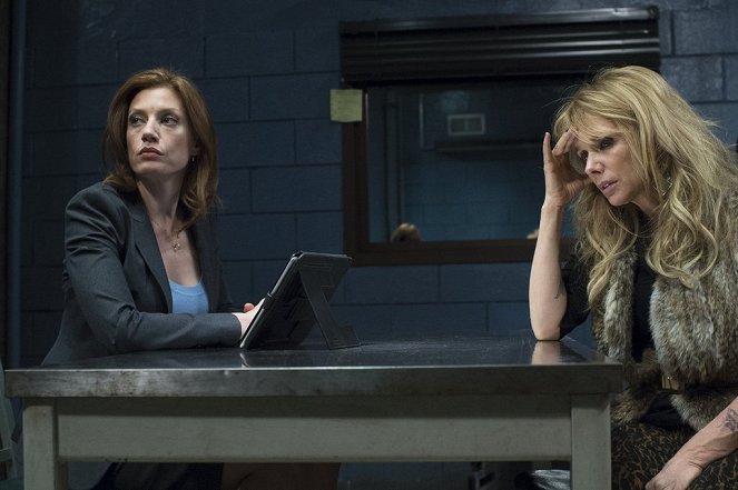 Law & Order: Special Victims Unit - Wednesday's Child - Photos - Jessica Phillips, Rosanna Arquette