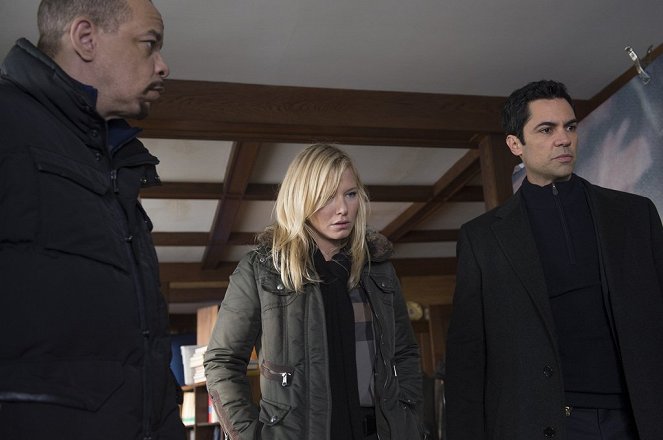Law & Order: Special Victims Unit - Wednesday's Child - Van film - Ice-T, Kelli Giddish, Danny Pino