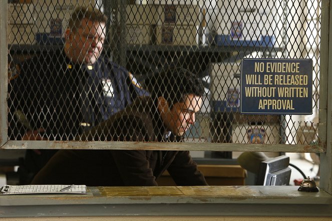 Law & Order: Special Victims Unit - Season 15 - Gambler's Fallacy - Photos - Danny Pino