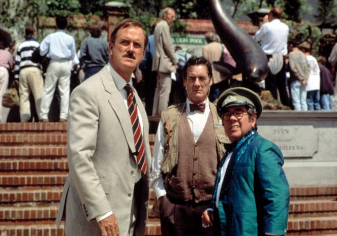Dravé zvery - Z filmu - John Cleese, Michael Palin, Ronnie Corbett