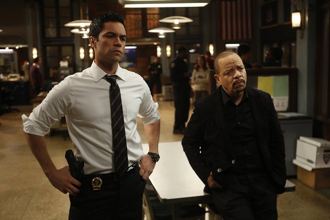 Law & Order: Special Victims Unit - Criminal Stories - Van film - Danny Pino, Ice-T