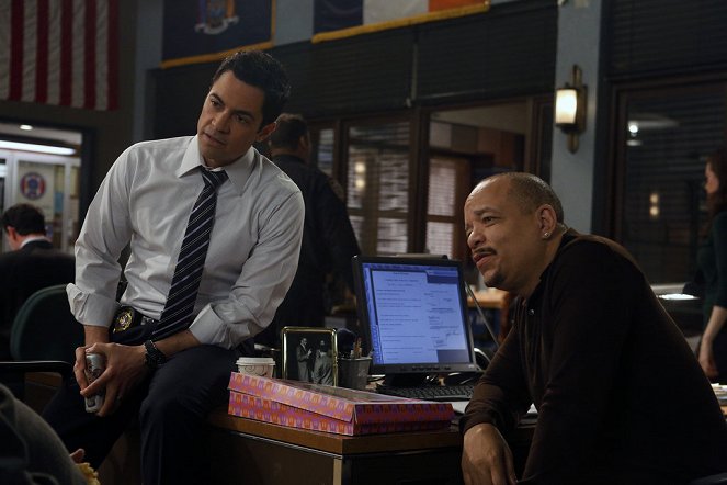 Law & Order: Special Victims Unit - Downloaded Child - Photos - Danny Pino, Ice-T