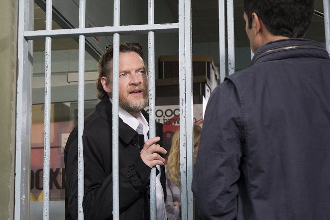 Law & Order: Special Victims Unit - Spring Awakening - Photos - Donal Logue
