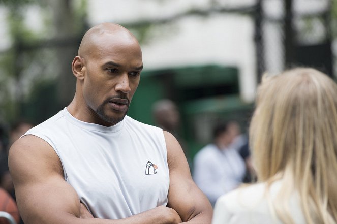 Law & Order: Special Victims Unit - American Disgrace - Van film - Henry Simmons