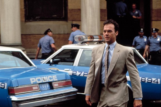 Policajt Artie Lewis - Z filmu - Michael Keaton