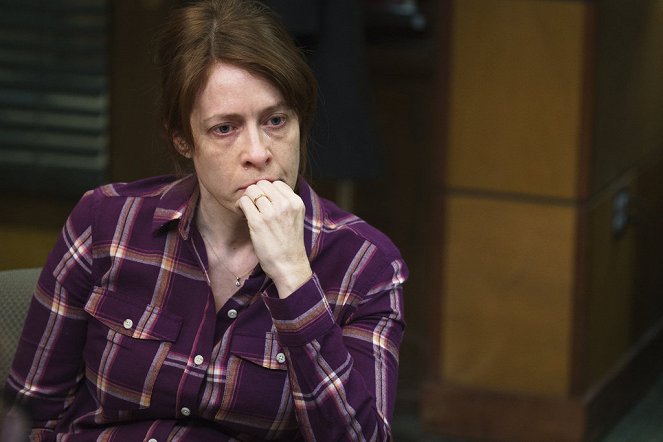 Law & Order: Special Victims Unit - Season 16 - Decaying Morality - Photos - Eva Kaminsky