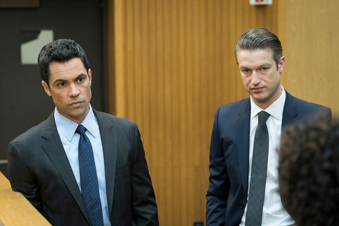 Law & Order: Special Victims Unit - Sein letzter Wille - Filmfotos - Danny Pino, Peter Scanavino