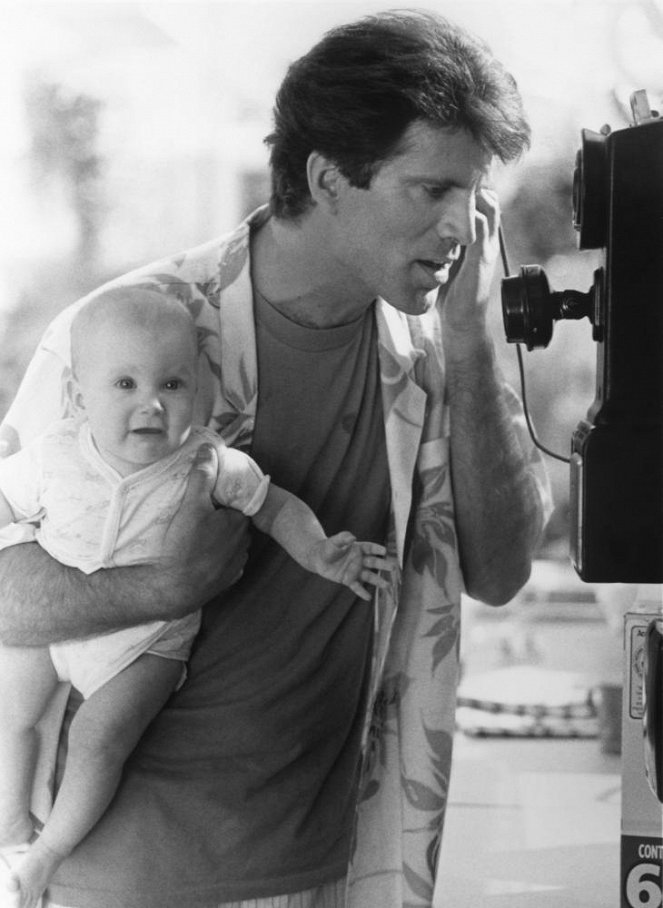 Three Men and a Baby - Photos - Ted Danson