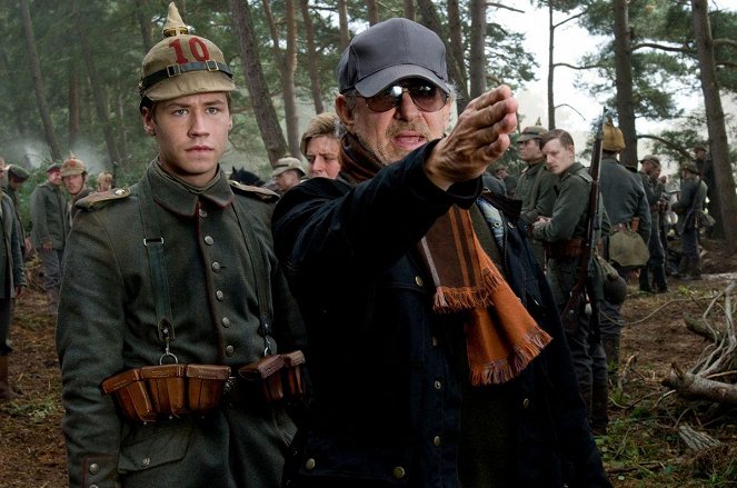 Czas wojny - Z realizacji - David Kross, Steven Spielberg