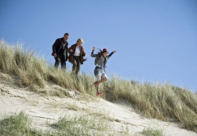 Dann kam Lucy - Filmfotók - Heio von Stetten, Julia Jäger, Olga von Luckwald