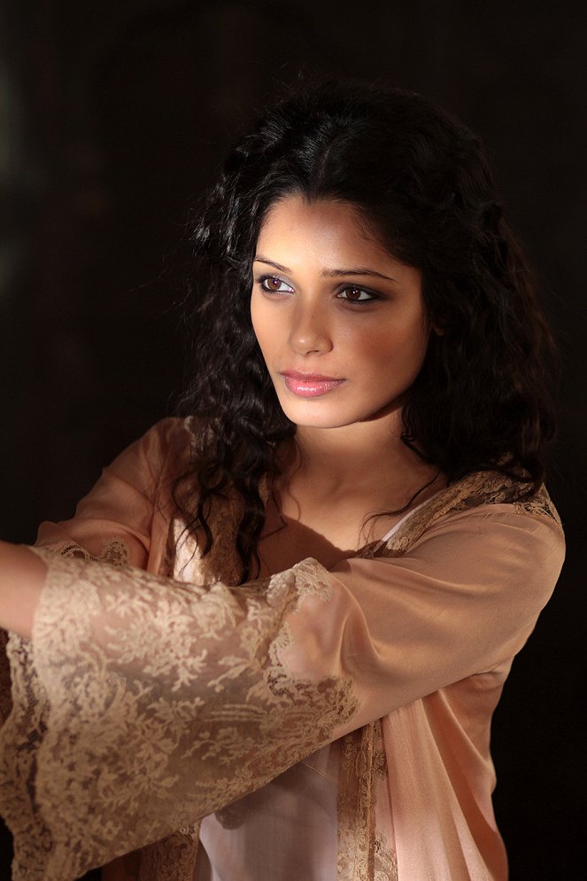 Day of the Falcon - Photos - Freida Pinto