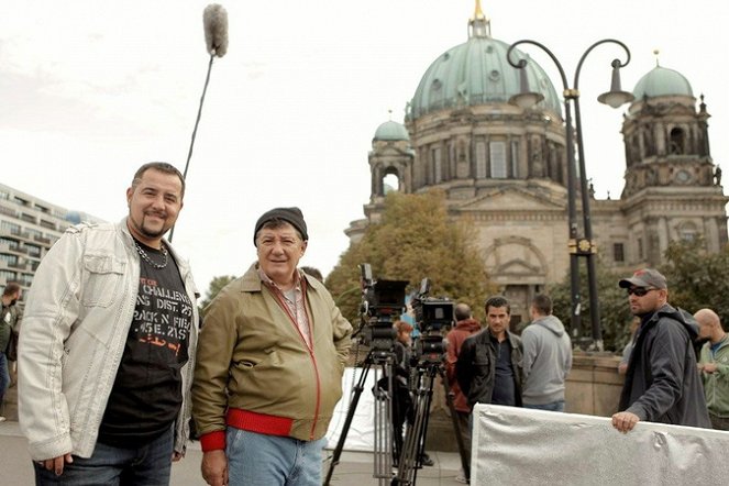 Berlin Kaplanı - Filmfotók - Ata Demirer, Hakan Algül