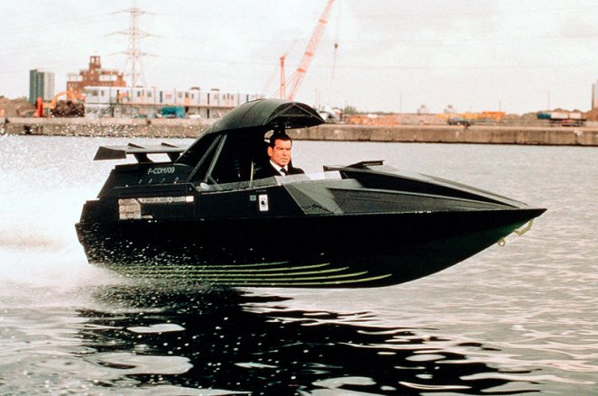 James Bond: Jeden svet nestačí - Z filmu - Pierce Brosnan