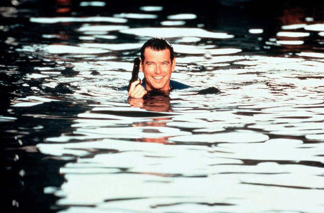The World Is Not Enough - Making of - Pierce Brosnan