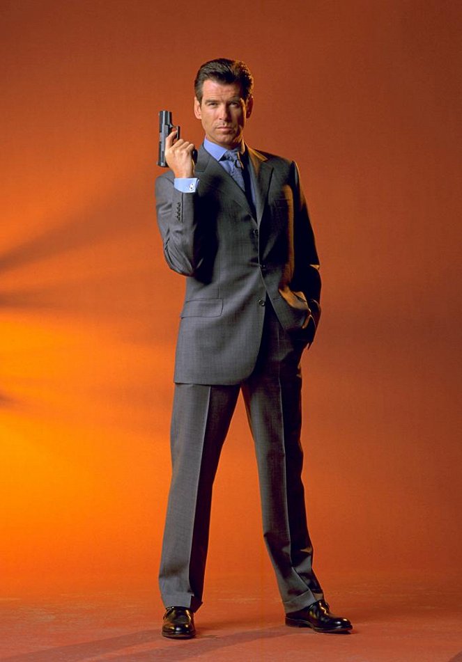 James Bond: Jeden svet nestačí - Promo - Pierce Brosnan