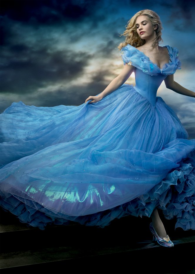 Cendrillon - Promo - Lily James