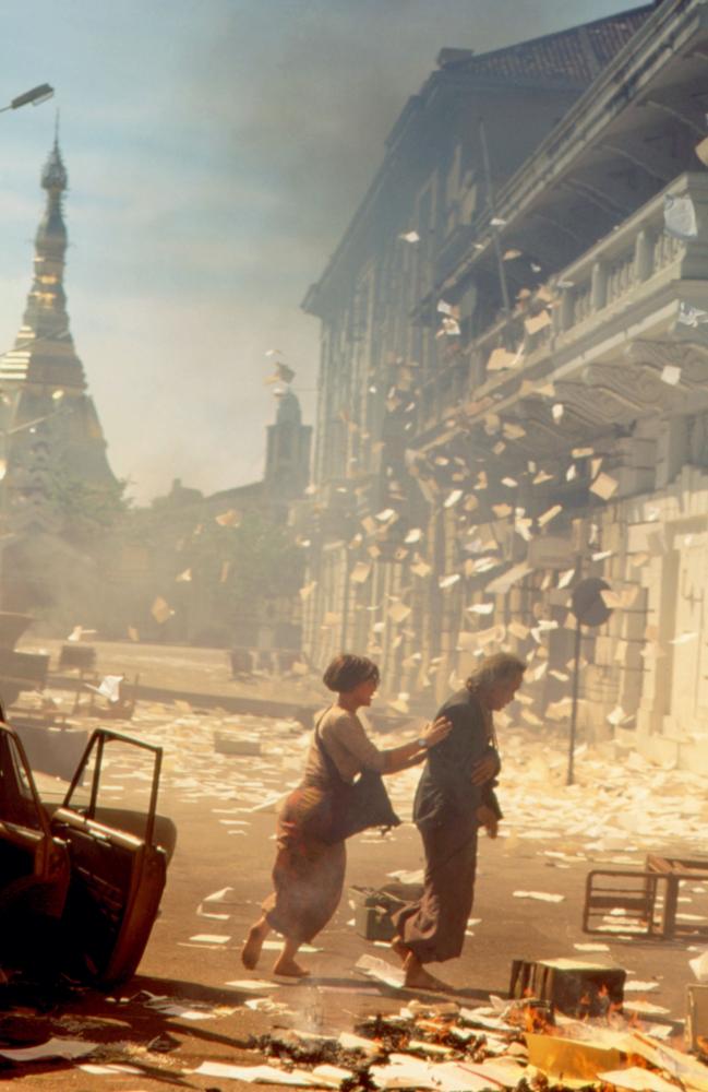 Más allá de Rangún - De la película