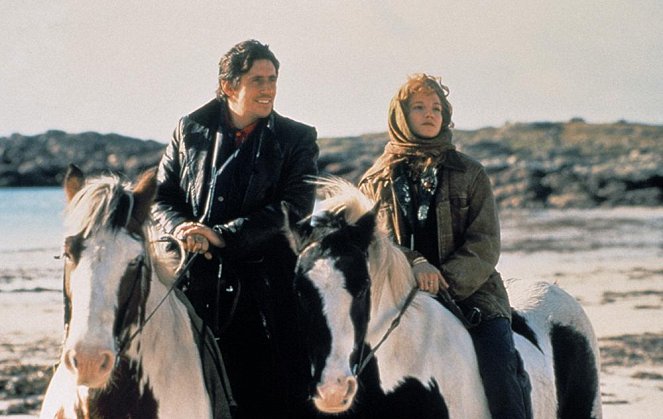 Into the West - Do filme - Gabriel Byrne, Ellen Barkin