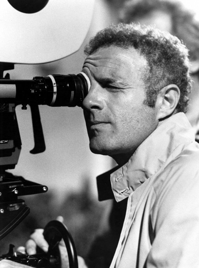 Hide in Plain Sight - Tournage - James Caan