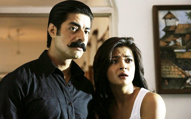 Hate Story 2 - Do filme - Sushant Singh, Surveen Chawla