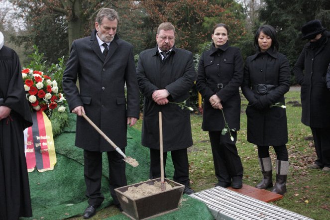 Nachtschicht - Blutige Stadt - Film - Pierre Semmler, Armin Rohde, Barbara Auer, Minh-Khai Phan-Thi