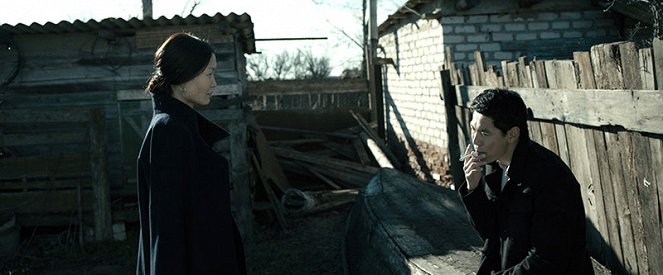 Čajki - Filmfotók - Evgeniya Mandzhieva, Evgeniy Sangadzhiev