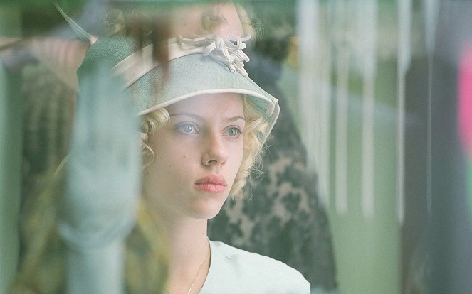 Vějíř lady Windermerové - Z filmu - Scarlett Johansson