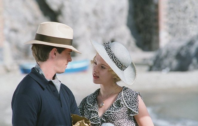 Good Woman - Ein Sommer in Amalfi - Filmfotos - Stephen Campbell Moore, Scarlett Johansson