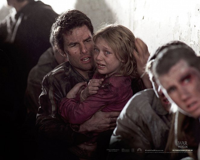 Válka světů - Fotosky - Tom Cruise, Dakota Fanning