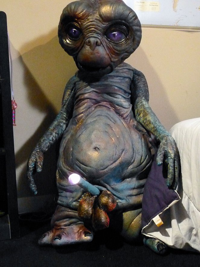 E.T. XXX: A DreamZone Parody - Z filmu