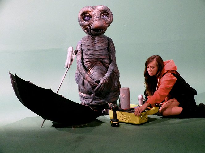 E.T. XXX: A DreamZone Parody - Filmfotók - Capri Anderson
