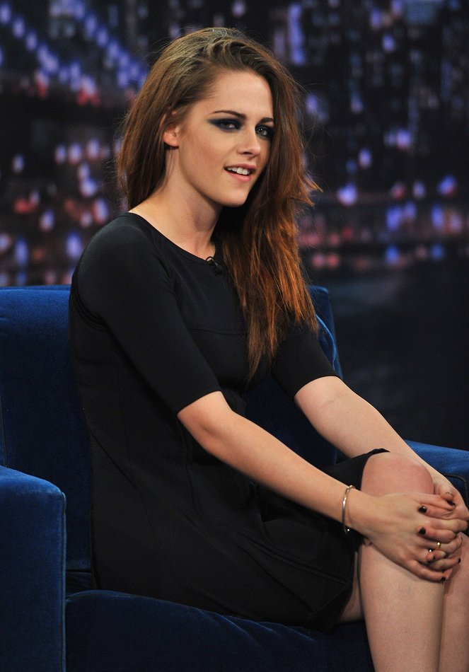 Late Night with Jimmy Fallon - Filmfotók - Kristen Stewart