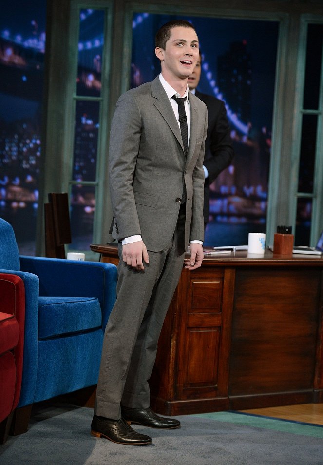 Late Night with Jimmy Fallon - Photos - Logan Lerman