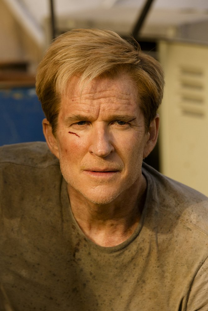 CAT. 8 - Z filmu - Matthew Modine