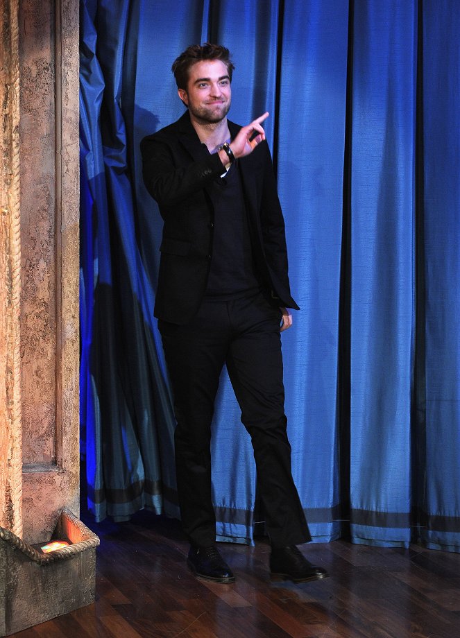 Late Night with Jimmy Fallon - Filmfotos - Robert Pattinson