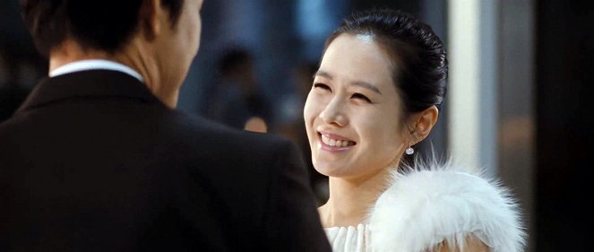 White Night - Photos - Ye-jin Son