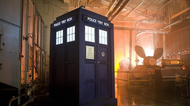 Doctor Who - The Beast Below - Van de set