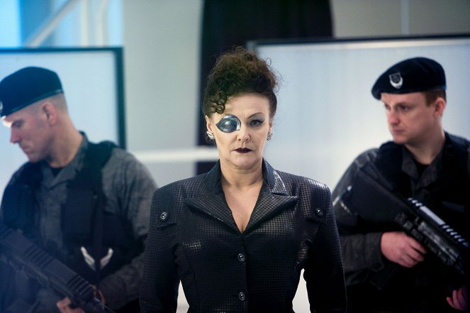 Doctor Who - A Good Man Goes to War - Photos - Frances Barber