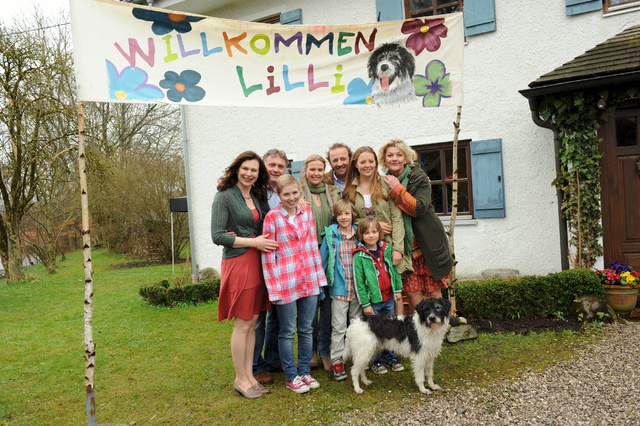 Jeder Tag zählt - Werbefoto - Bettina Mittendorfer, Bernhard Schir, Lilian Prent, Katharina Böhm, Max Schmidt, Hanna Plaß, Saskia Vester