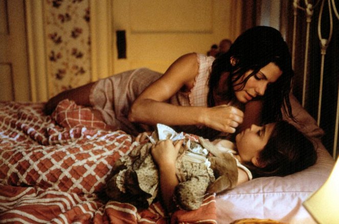 Siempre queda el amor - De la película - Sandra Bullock, Mae Whitman