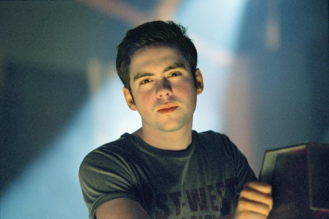 Doctor Who - The Long Game - Photos - Bruno Langley