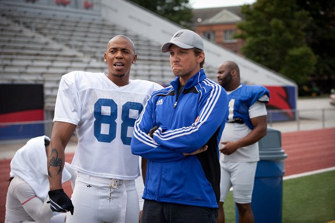 Necessary Roughness - A Wing and a Player - Photos