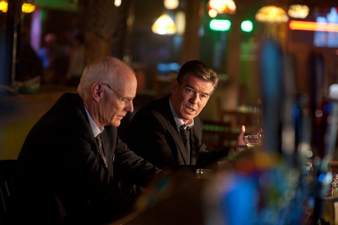 Bag of Bones - Photos - Matt Frewer, Pierce Brosnan