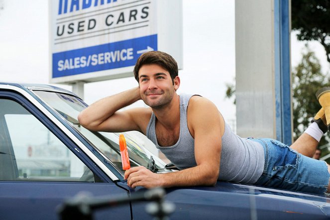 The Crazy Ones - Photos - James Wolk