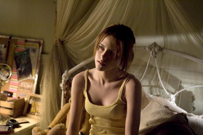 Prokletí domu slunečnic - Z filmu - Kristen Stewart