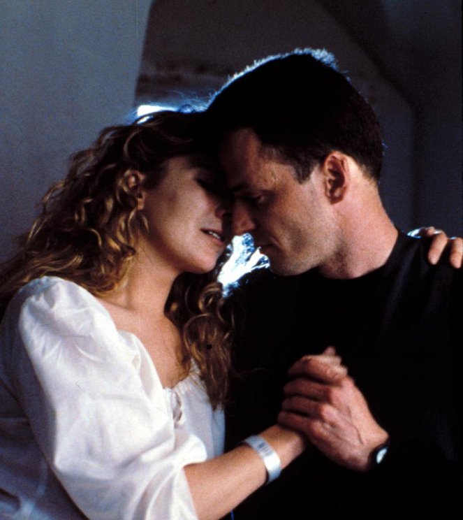 Služobníčkin príbeh - Z filmu - Natasha Richardson, Aidan Quinn